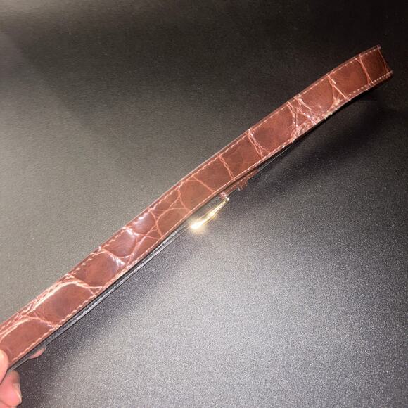 Brown Textured Faux Leather Gold-Tone Hardware Adjustable Belt Women's Size 12 - Picture 4 of 9